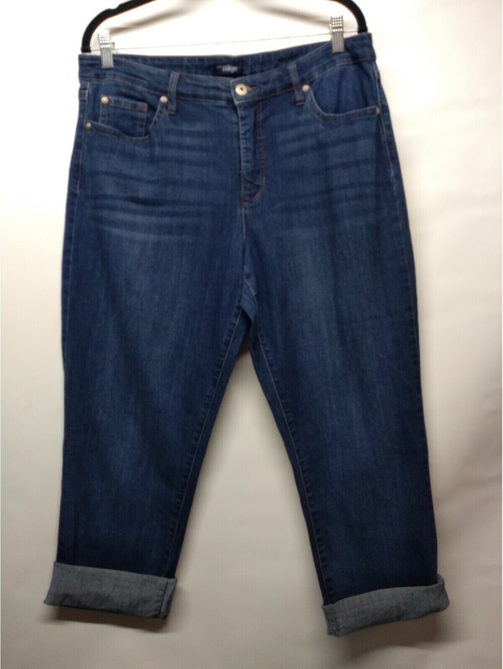 Indigo Size 16  cut off folded into Capri Jeans 033